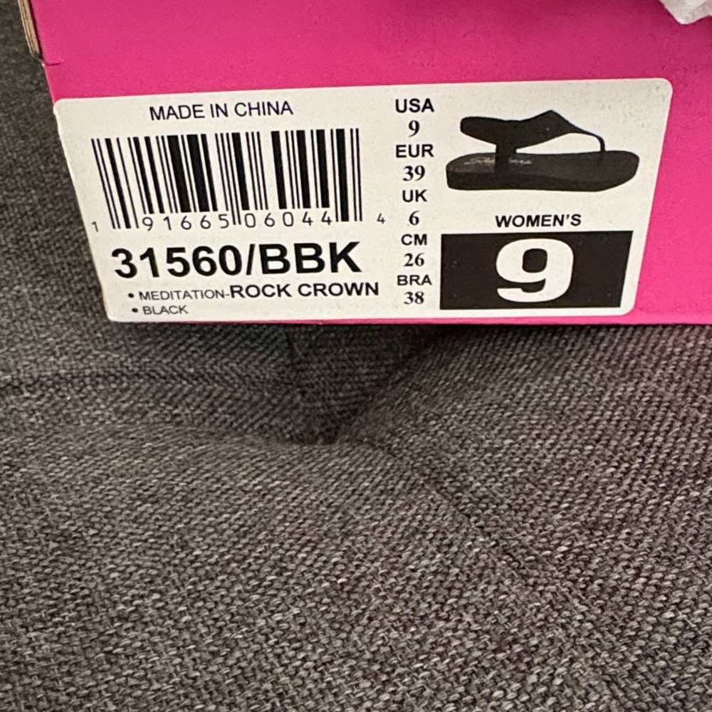 Brand new Skechers Women's Black Sparkle Sandals - Picture 4 of 4
